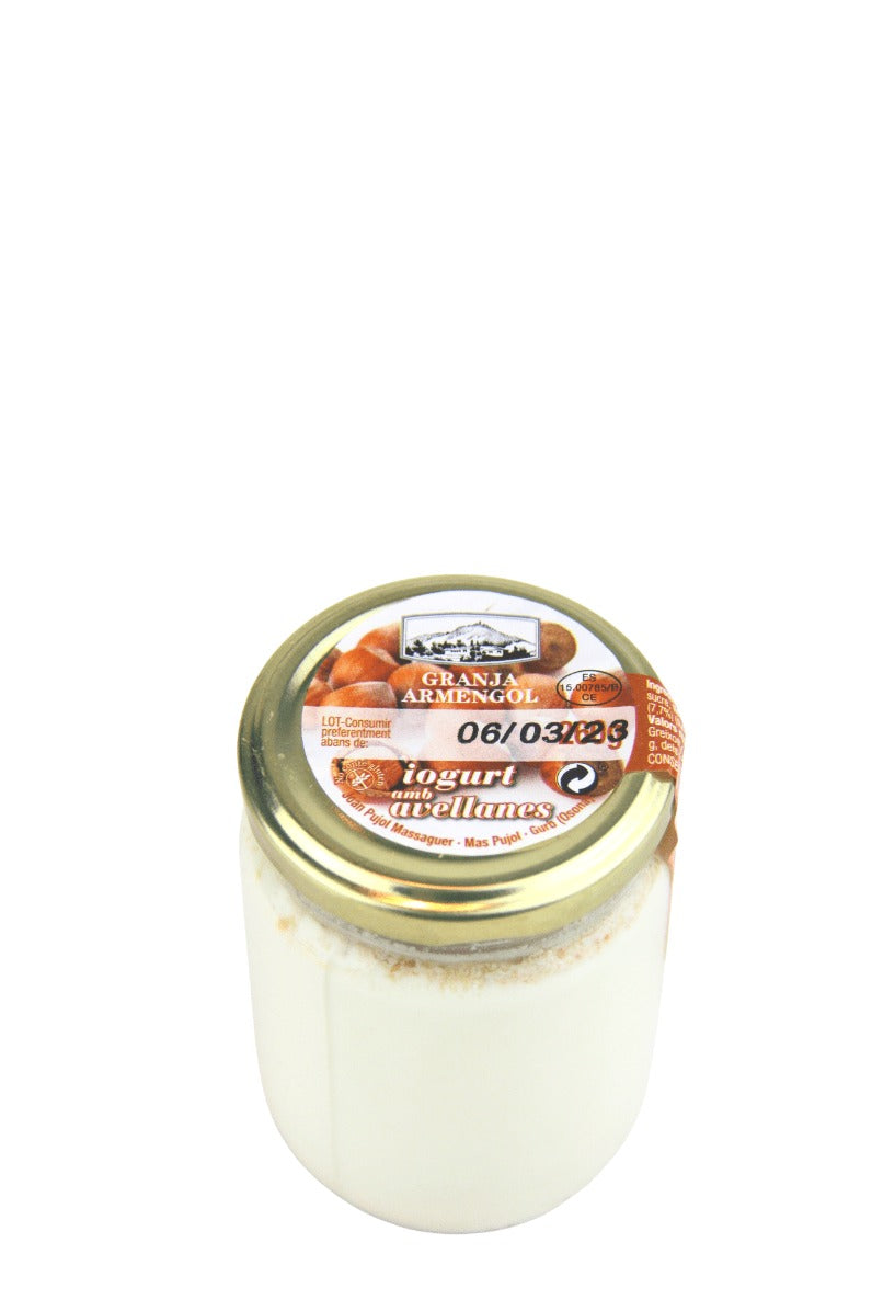 Artisan hazelnut yogurt 260 g in returnable glass - Granja Armengol